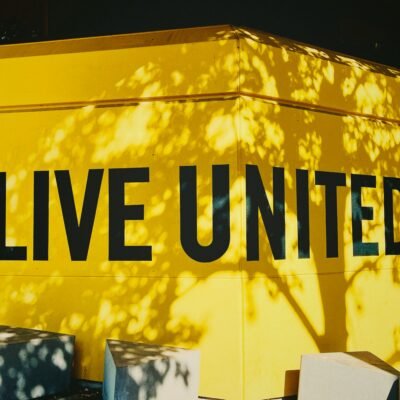 Livestrong_Live United_jon-tyson-unsplash